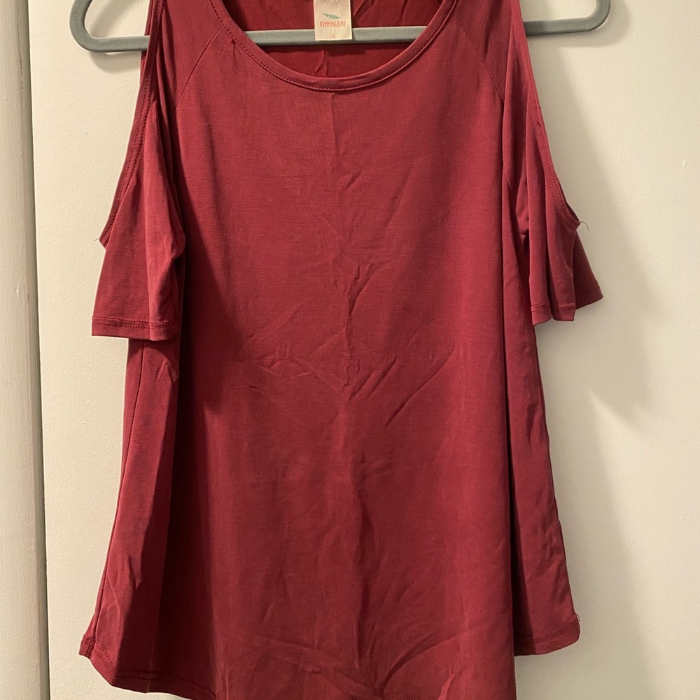 Maroon top